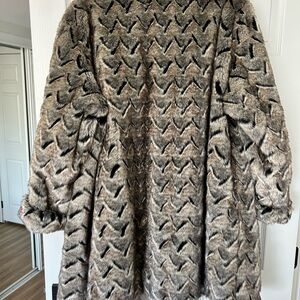 Elegant Faux Fur Coat